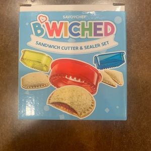Sandwhich Cutters- Never been used!